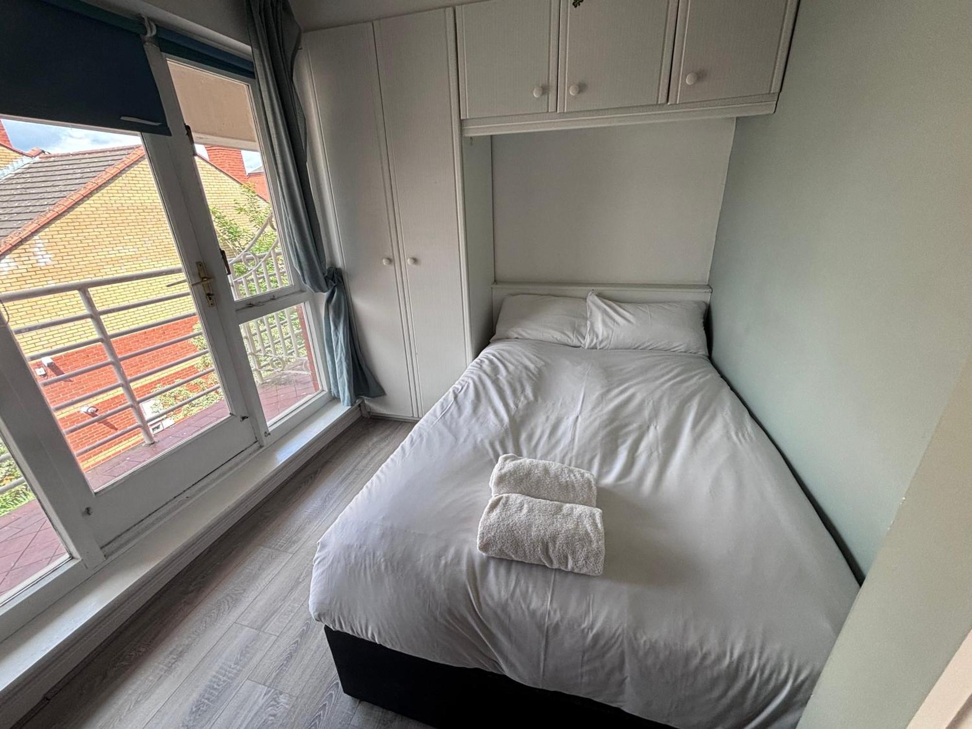 Central, Comfortable And Spacious 4 Bed Duplex Dublín Exterior foto