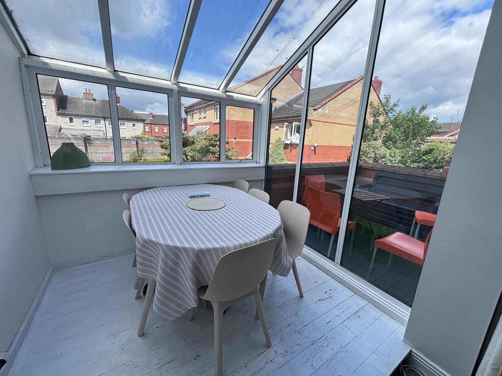 Central, Comfortable And Spacious 4 Bed Duplex Dublín Exterior foto